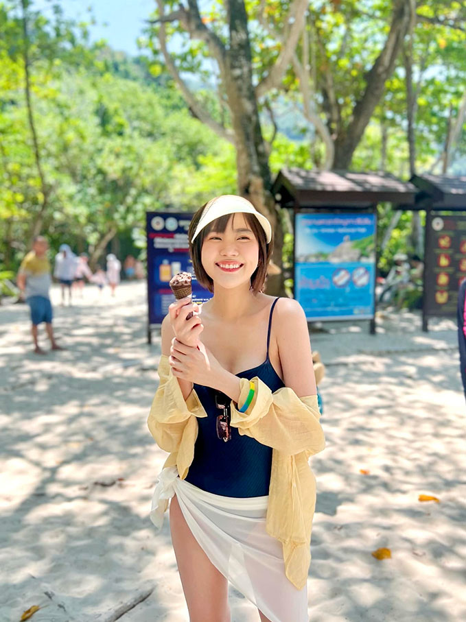 วาร์ป น้อง อันนา DJ สาวสวยสุดเซ็กซี่ นางฟ้าตัวน้อยของหนุ่มๆทั่วประเทศ 1