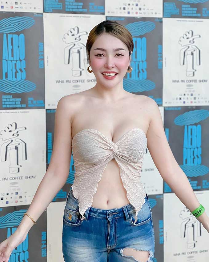 วาร์ป น้องมุกดา สาวใต้หน้าคม แซ่บเปรี้ยวจี๊ด เซ็กซี่เร่าร้อนโดนใจ 24