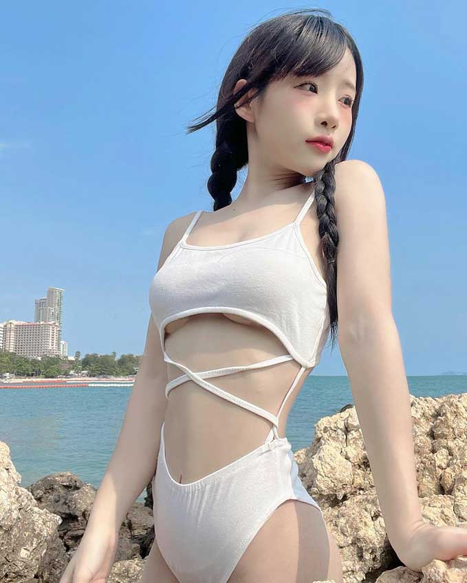 วาร์ป น้อง ยูมิ อายิโนะโมโต๊ะ สาวคอสเพลย์สุดน่ารัก Onlyfans ขาวใส 18+ 20