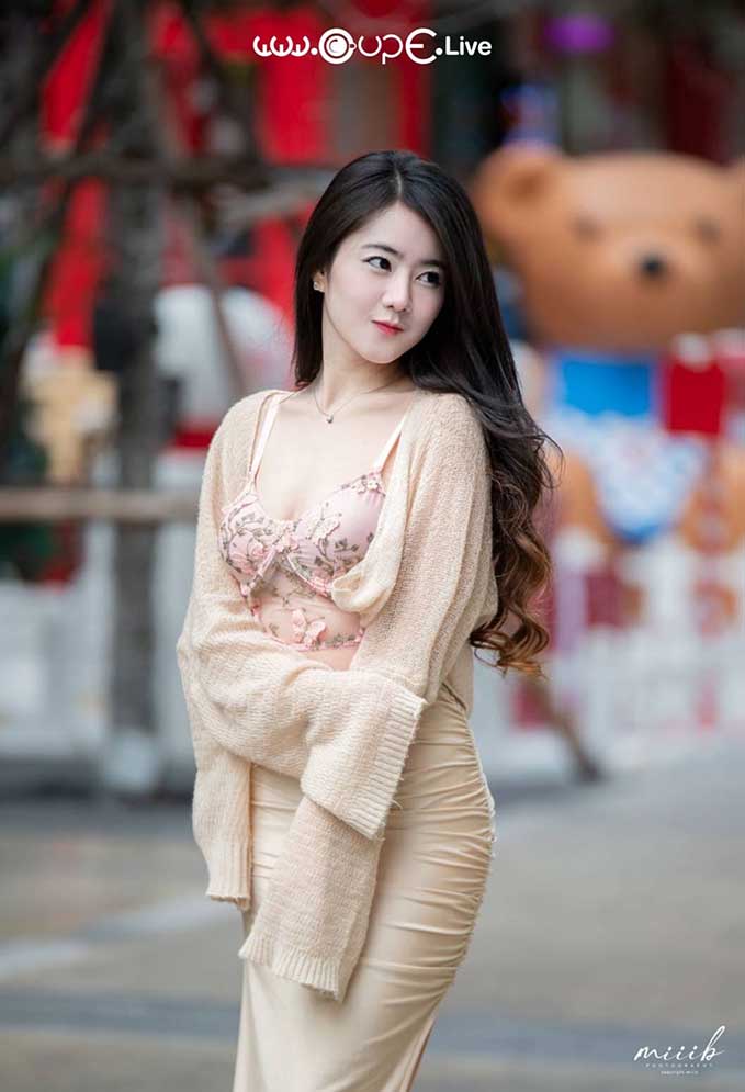 วาร์ป น้องน้ำผึ้ง นิชาภา นางแบบสาวสวยแซ่บเกินต้าน เผ็ดร้อนเกินห้ามใจ 4