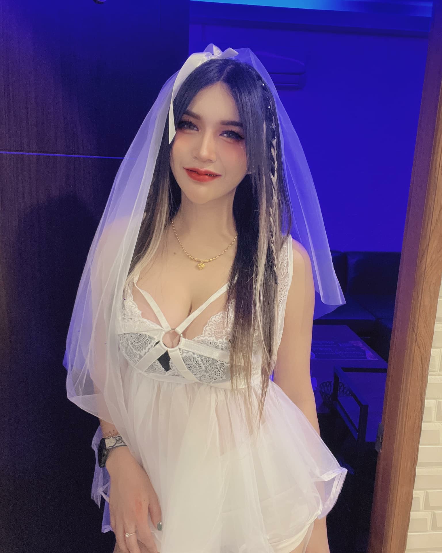 เปิดประวัติ น้องหงส์หยก ณฉัตรบงกช สาวสวย หุ่นแซ่บ เซ็กซี่ หน้าอกสะบึ้ม 4